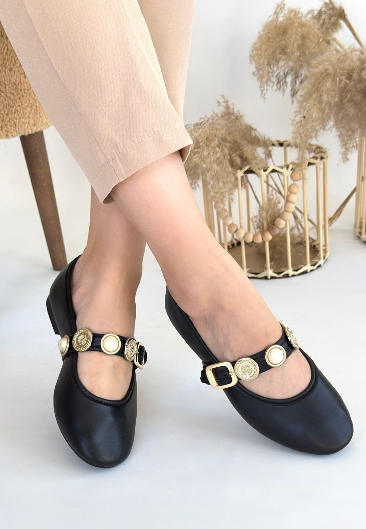 Atnis Siyah Cilt Babet Ayakkabı