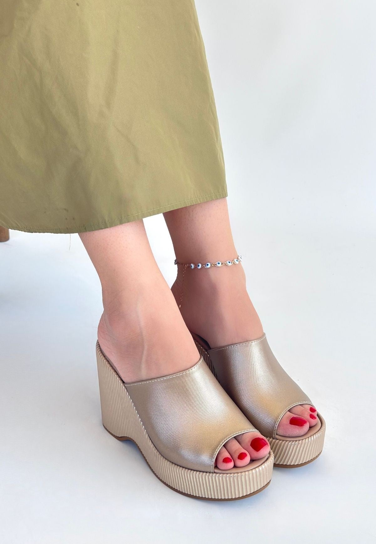 Tlay Bej Cilt Dolgu Topuk Terlik