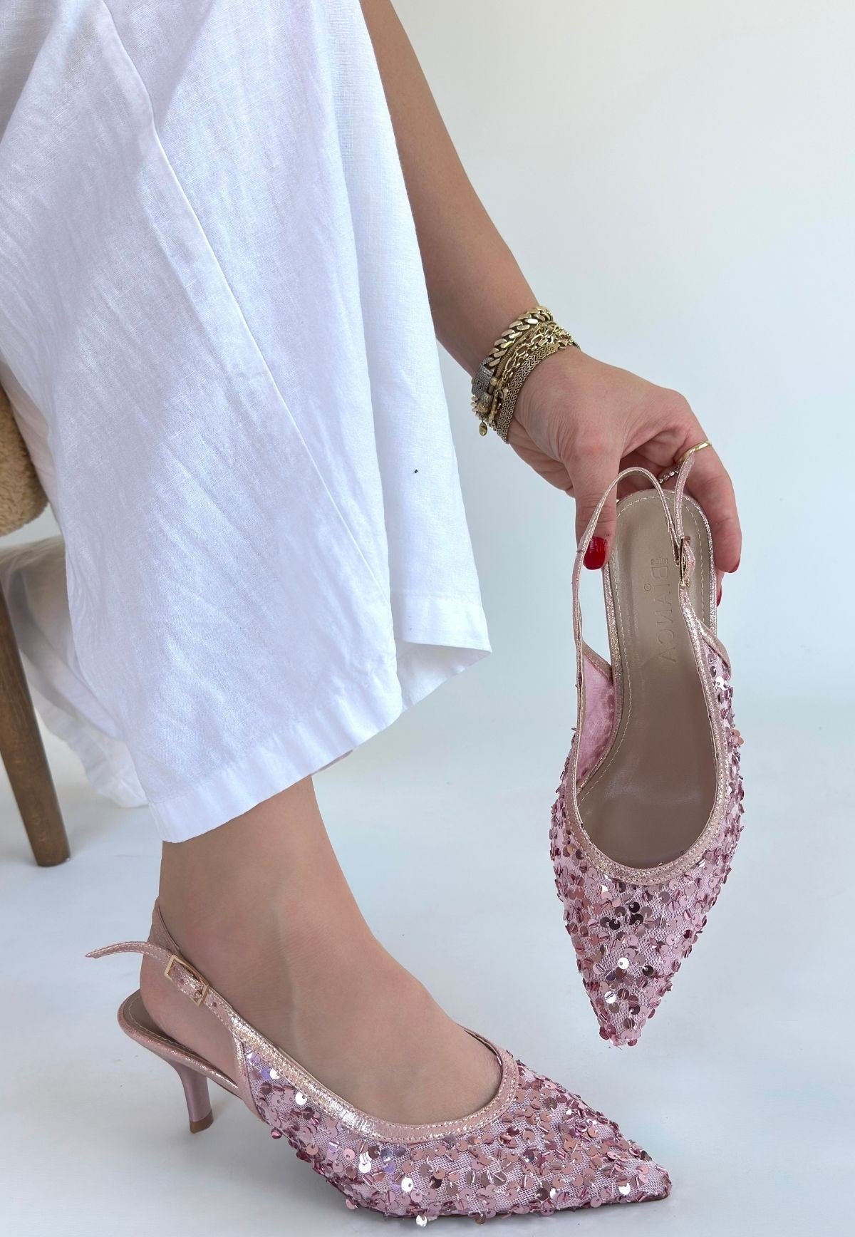 Suana Pudra Pullu Topuklu Ayakkabı