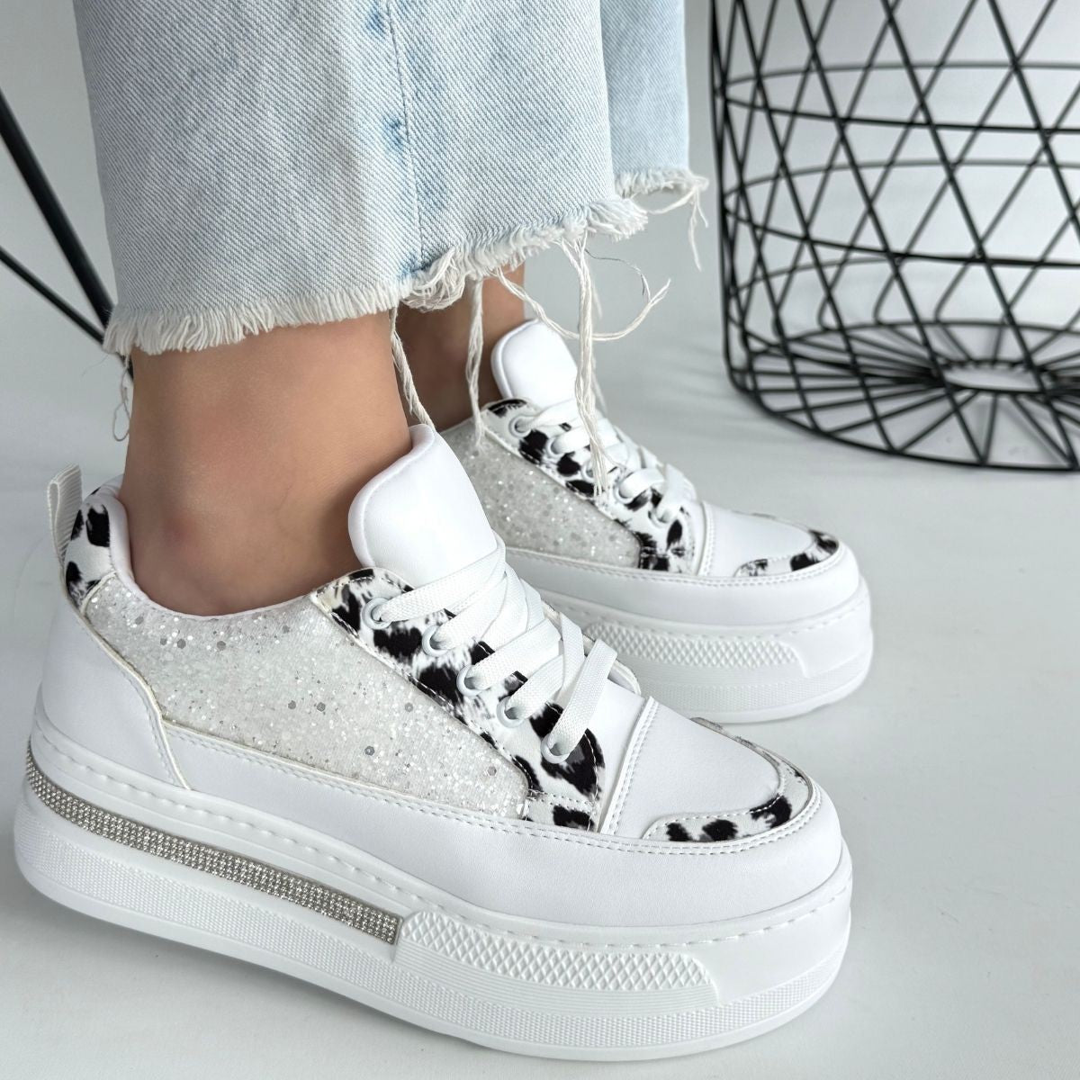 Lawin Beyaz Cilt Beyaz Simli Bağcıklı Spor Ayakkabı